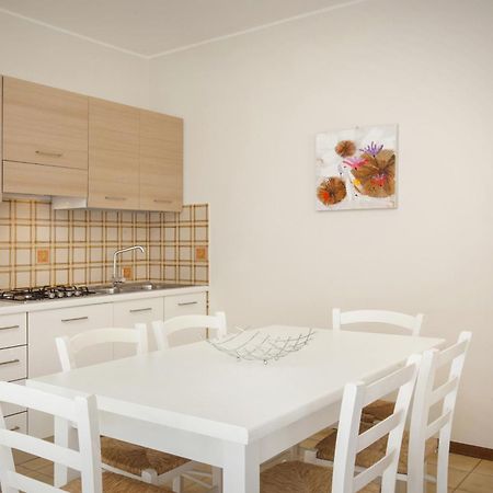 Apartment Rosa Cinderella Lazise Exterior photo